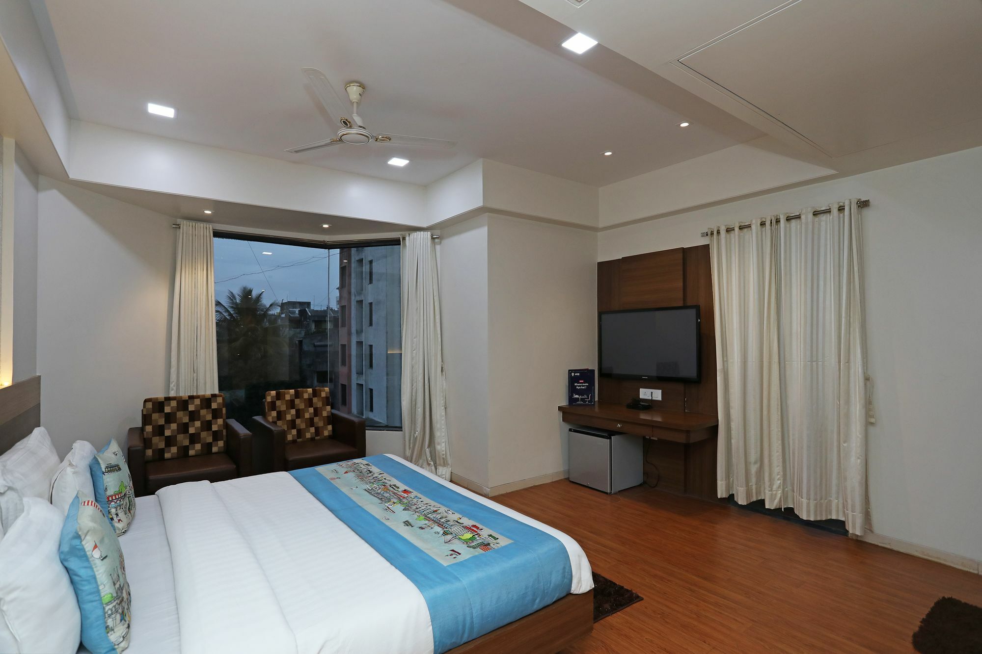 Oyo 10672 Hotel Riviera Nashik Zewnętrze zdjęcie